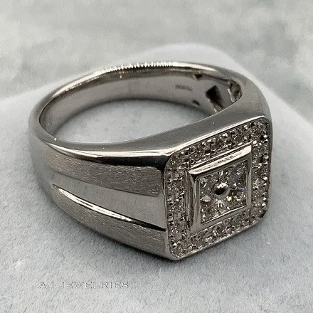 プラチナ900 ダイヤモンド リング / Pt900 diamond ring 品番pr-0110318249