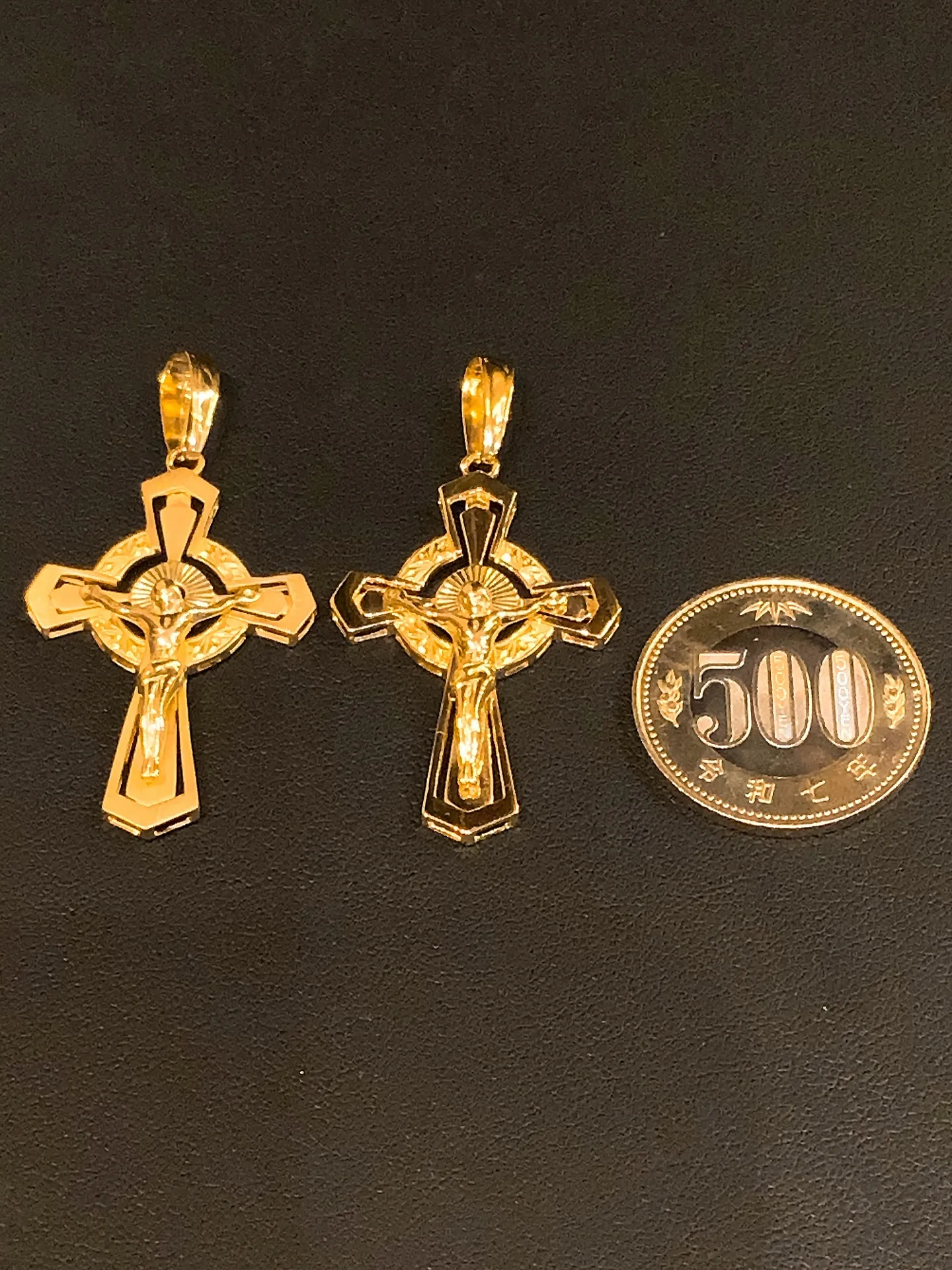 ✨造形美で選ぶ、K18クロス✨