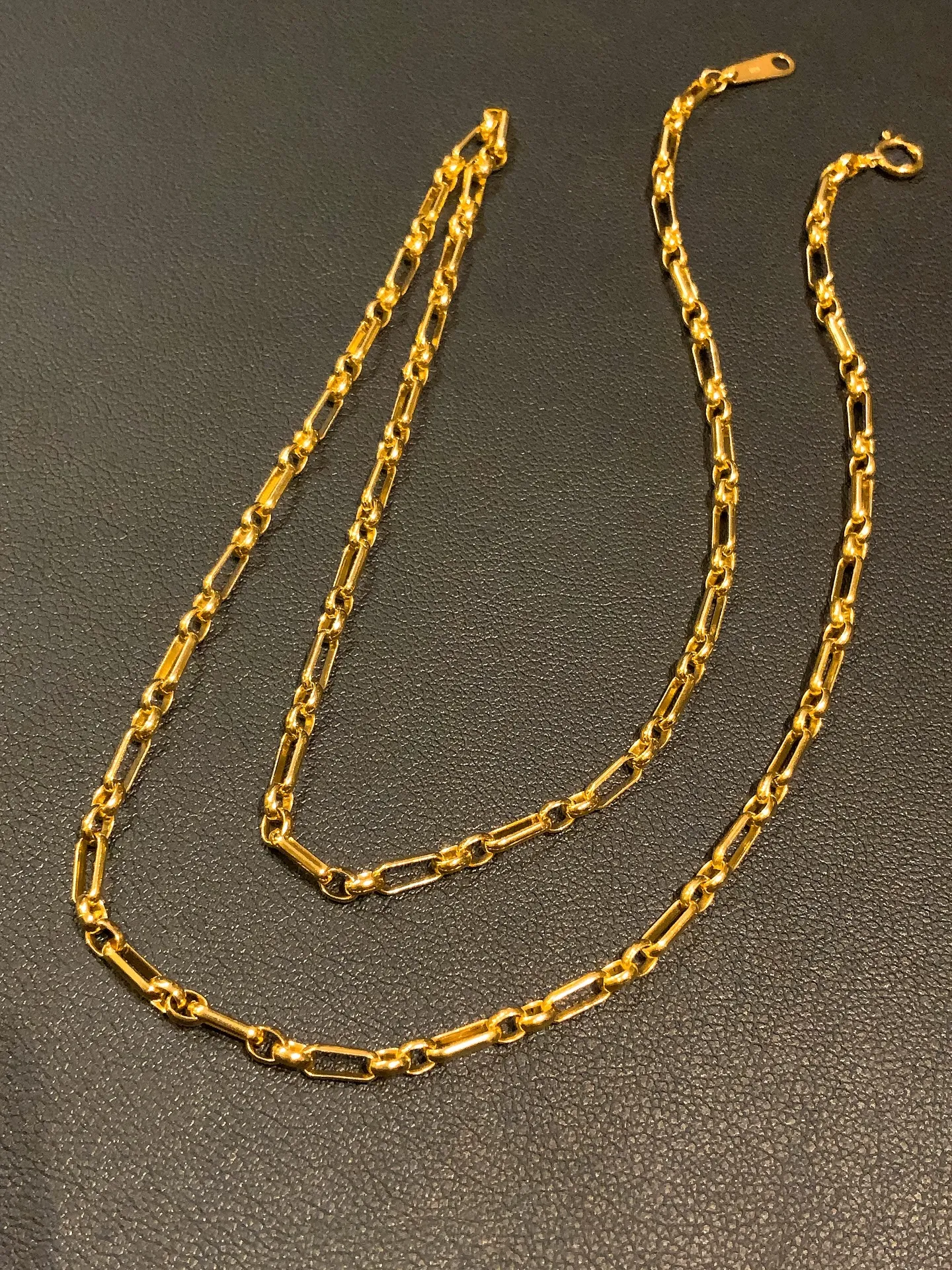 ✨K18フィガロチェーンで、首元に品格を✨