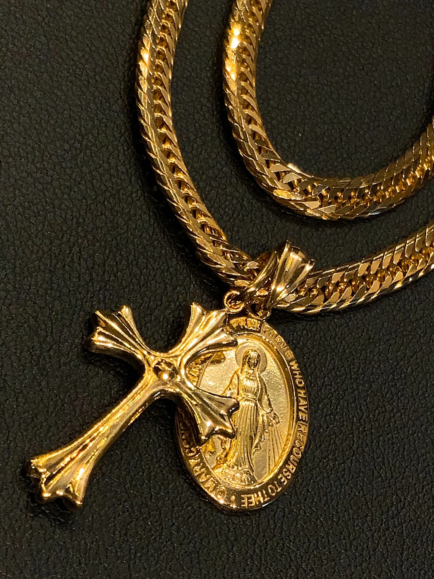 ✝️✨K18喜平ネックレス × クロス × マリア✨✝️